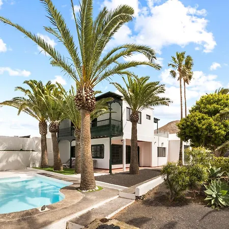 Villa Santa Rosa Tinajo By Escape *