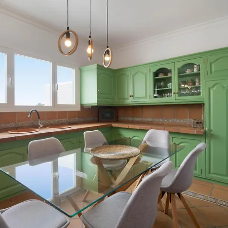 Santa Rosa Tinajo By Escape *