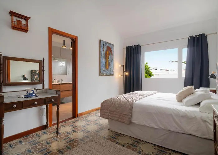 Santa Rosa Tinajo By Escape * La Vegueta